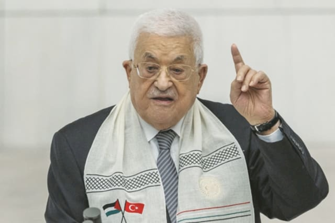 مسؤولون إسرائيليون: إلغاء السلطة الفلسطينية لرواتب الأسرى &quot;خداع&quot; يهدف لكسب الشرعية الأمريكية.