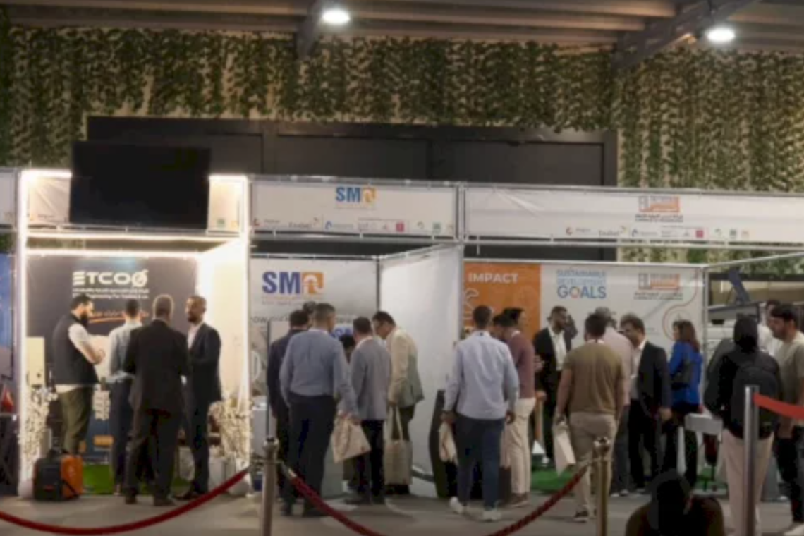مؤتمر الأبنية الخضراء في رام الله يسلط الضوء على الاستدامة والتمويل الأخضر وسط اهتمام رسمي وخاص متزايد.للمزيد..