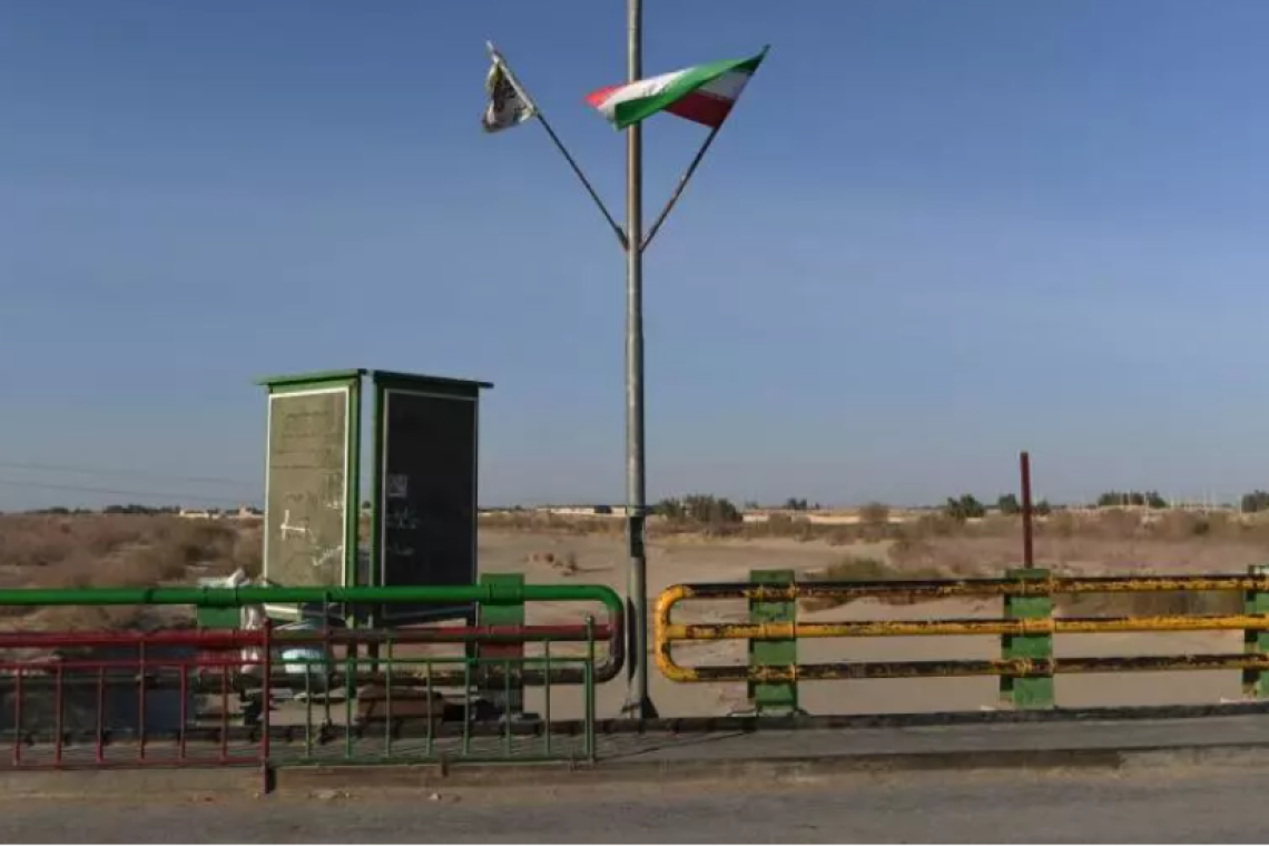 إيران تبني جدران حدودية لحماية حدودها في مواجهة التحديات الأمنية.للمزيد..